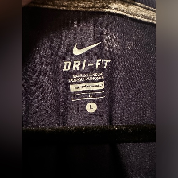 Nike Patriot’s shirt. - Picture 6 of 6